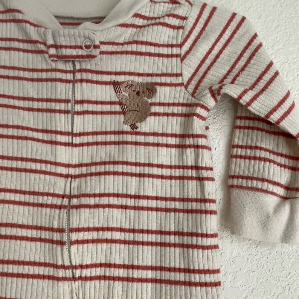 Carter's Red and Cream Striped Footie with Koala Patch size 6M - Picture 3 of 5